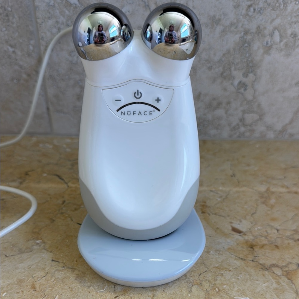 NuFACE Facial Toning Device in White and Gray